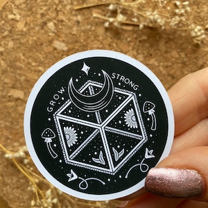 Adesivo Grow Strong Adesivo esoterico Adesivo bianco e nero Adesivo retrò Adesivo astrologico Adesivo astrologico - Finitura opaca