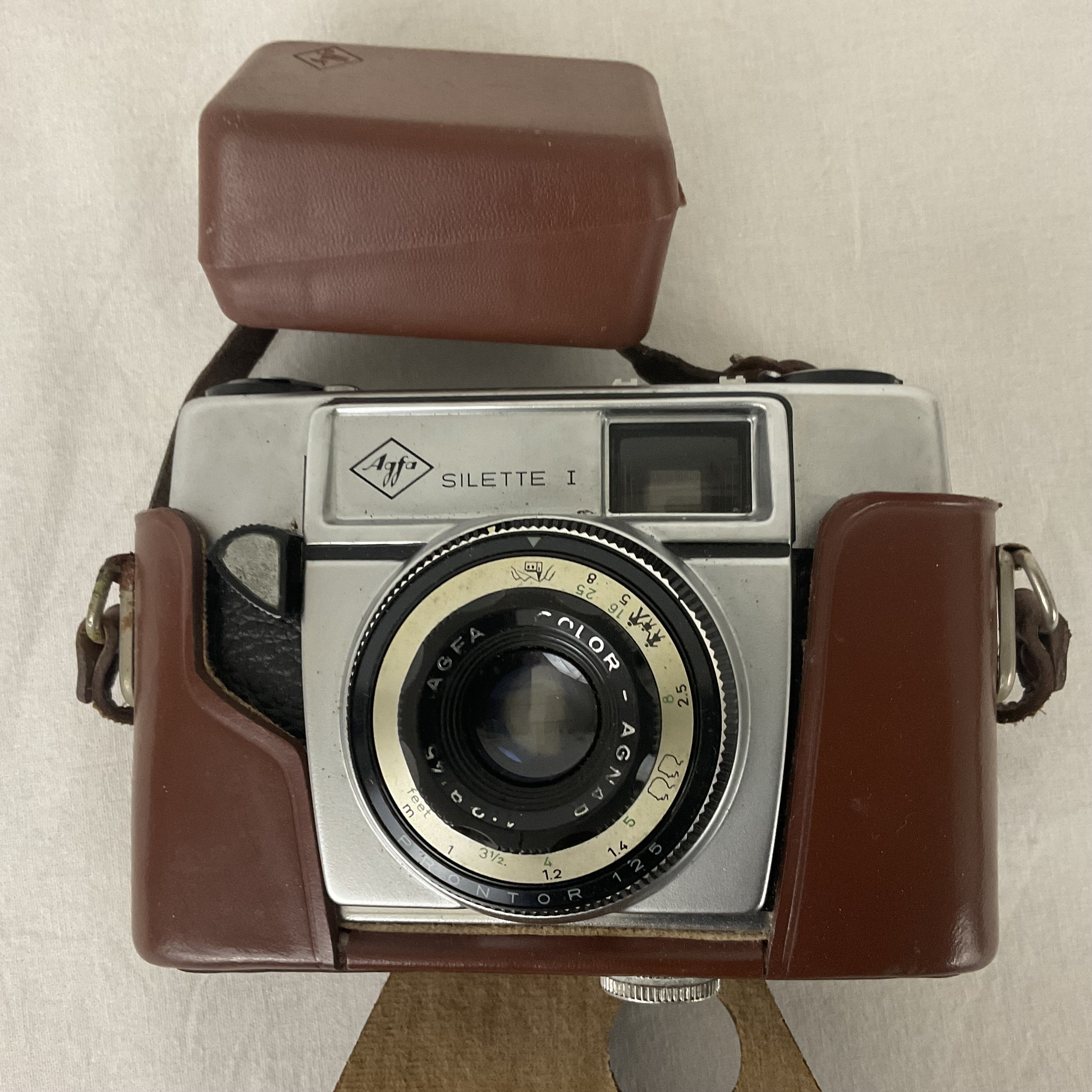 AGFA: Silette (Type 1) Price Guide: estimate a camera value
