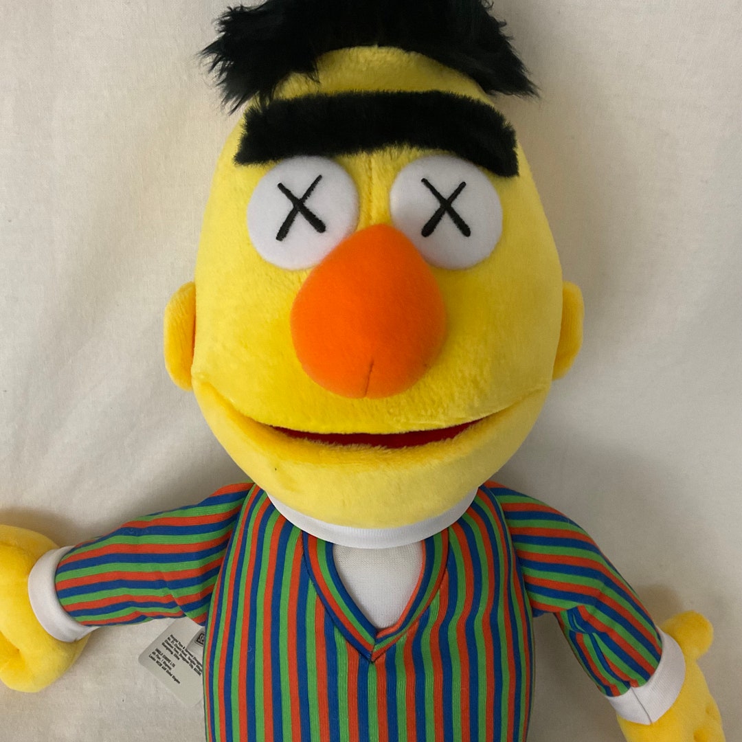 Kaws x Uniqlo - Sesame Street (set) - Plushes - Art