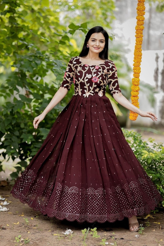 60 Indian Gowns Online 2021 - Party Wear Gown For Girls, Gown Images -  YouTube