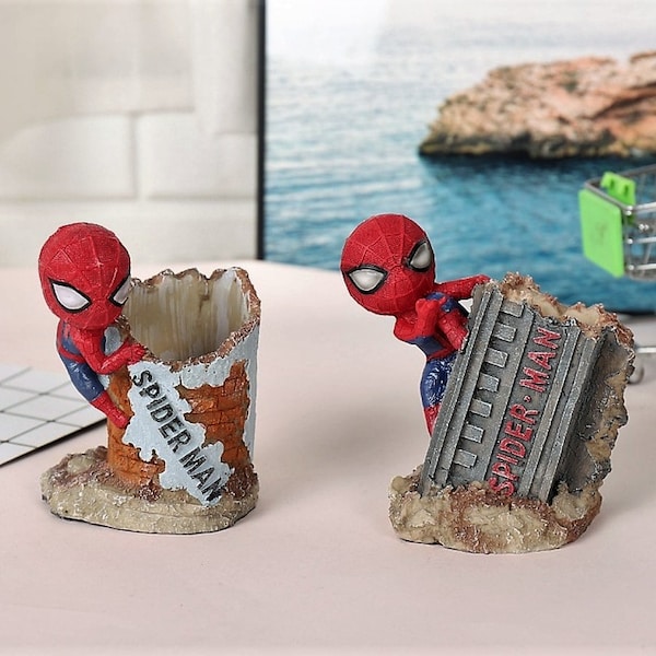 Portalápices de Spider Man/lindo dibujo animado de Spiderman, modelo de héroe de Marvel, muñeca Kawaii, juguetes para niños, decoración del hogar