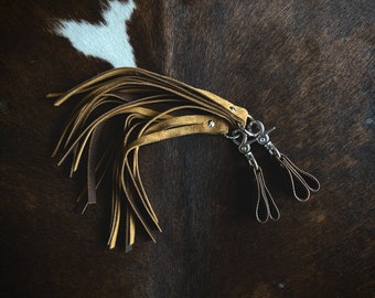 The Quick Draw - Paire de fouets en cuir fait main avec finition serpent gravée