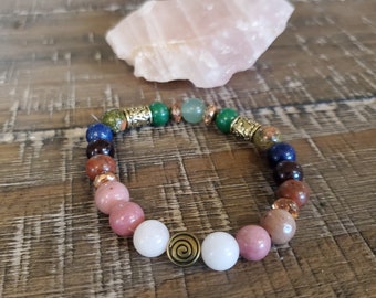 Attracting love / Soulmate Crystal Healing Bracelet | Rose quartz, Rhodonite, Rhodochrosite, Red jasper, Garnet, Lapis lazuli, Jade, etc