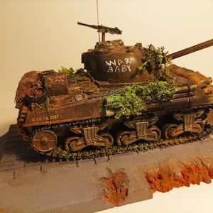 Sherman M4A1 Early Version WWII 1/32 Scale model