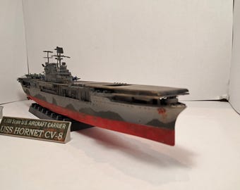 USS HORNET 1/700 scale pro buil, paint, weathered warship model with photo etched parts 35 cm (13.8 inches) long with stand