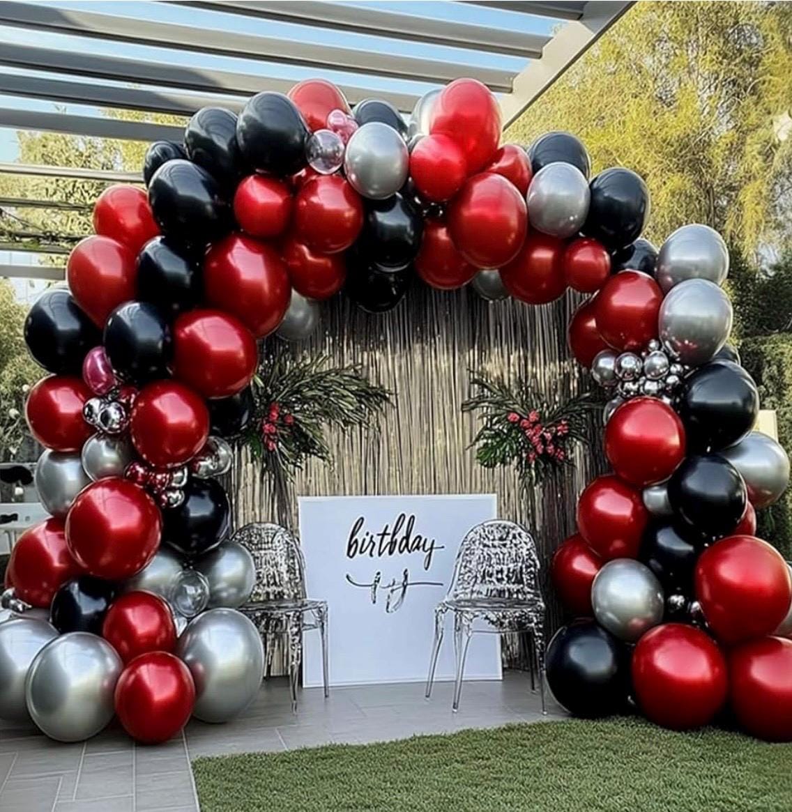 Kit arco ghirlanda di palloncini con animali del bosco, palloncini verde salvia e marroni a tema bosco, decorazioni per baby shower e compleanni con animali della foresta neutri - Italia