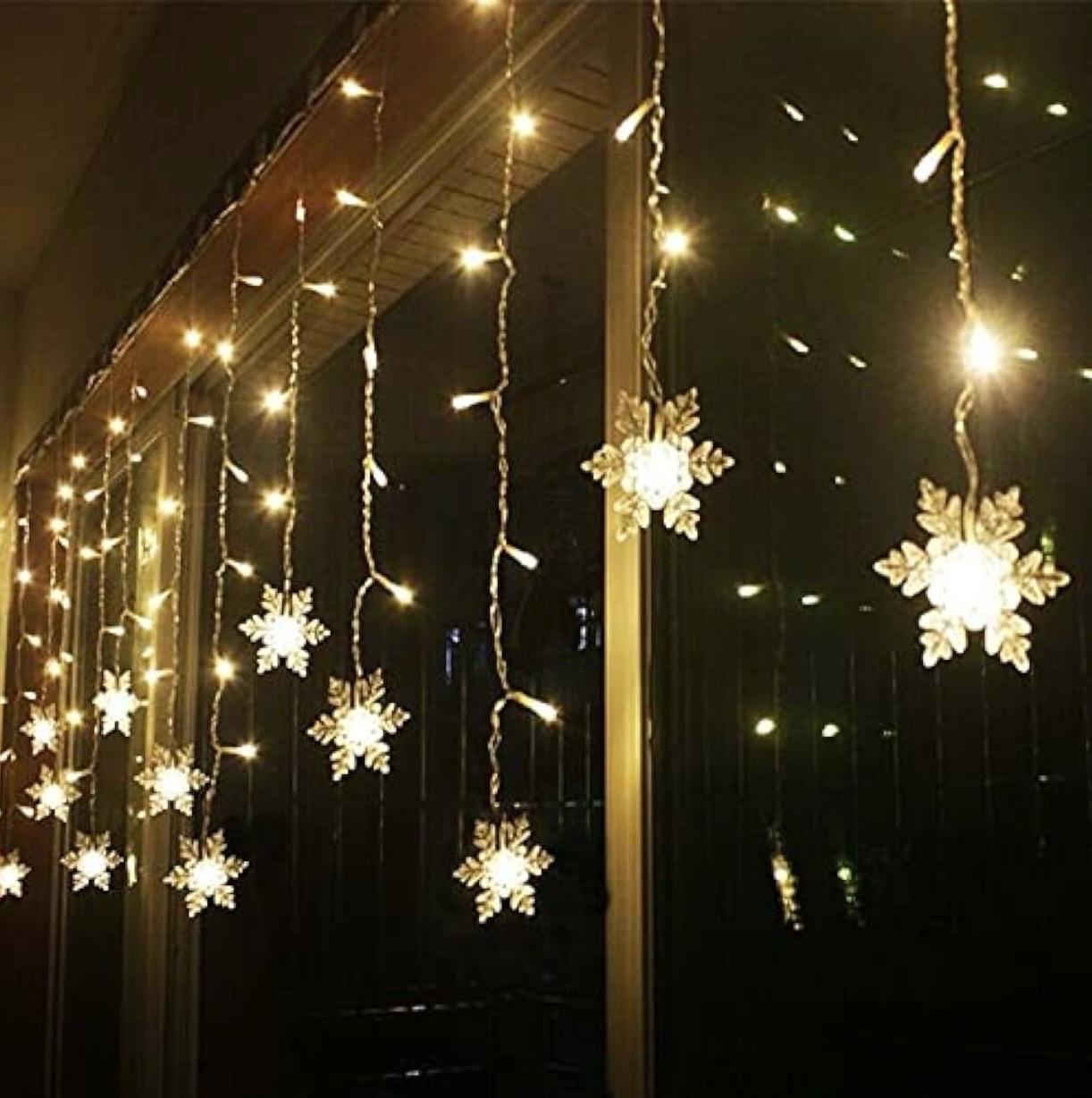 Produktbild von Woolmug Lichtervorhang 3x3m 300 LED Lichterketten Vorhang USB Lichterkettenvorhang 8 Modi Mit