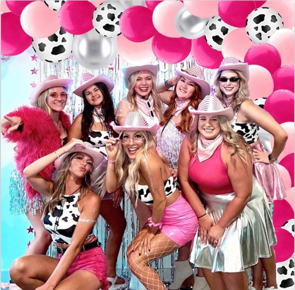 Kit Decoración Fiesta Despedida De Soltera 'Último Rodeo' - Guirnalda, Globos, Cortina Flecos, Temática Vaquera