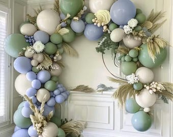 Kit de arco de guirnalda de globos de 103 piezas en verde salvia y azul empolvado, con globos en verde pastel, azul y blanco arena, para temática oceánica, playera y de dinosaurios.