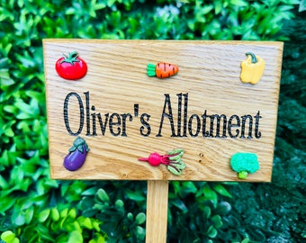 Personalised Original High Quality Solid Oak Family Allotment sign vegetable Patch garden sign( Words of your choice )with strong ground sta