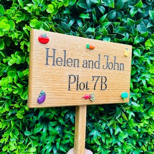 Personalised Original High Quality Solid Oak Family Allotment sign vegetable Patch garden signWords of your choicewith strong ground stake image 4