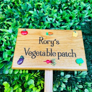 Personalised Original High Quality Solid Oak Family Allotment sign vegetable Patch garden signWords of your choicewith strong ground stake image 6