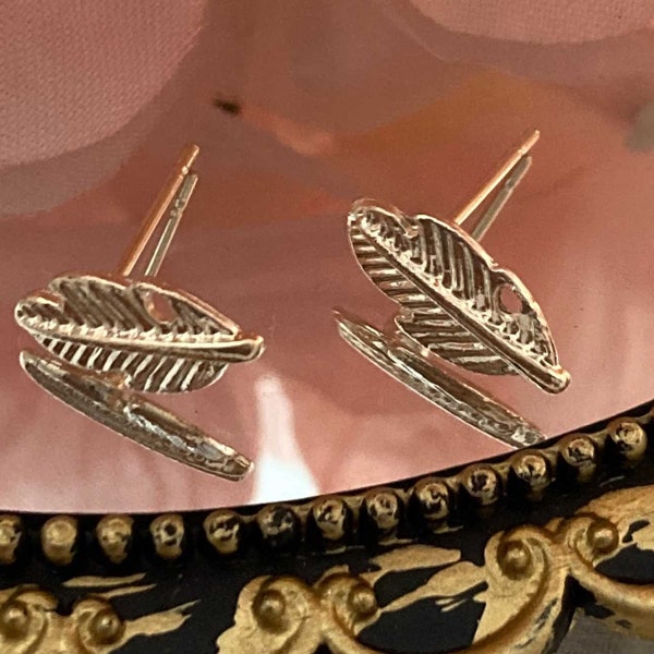 Leaf Shaped Earrings (Rose Gold)•Women's Earrings•Leaf Studs