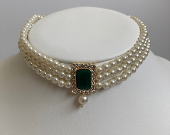 Indian Ethnic Emerald Green Set 18K Gold Plated Handcrafted Pearl Choker Set•Indian Jewellery Set•Indian Earrings•Kundan•Indian Jewellery