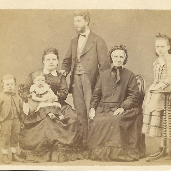 A Glasgow Family