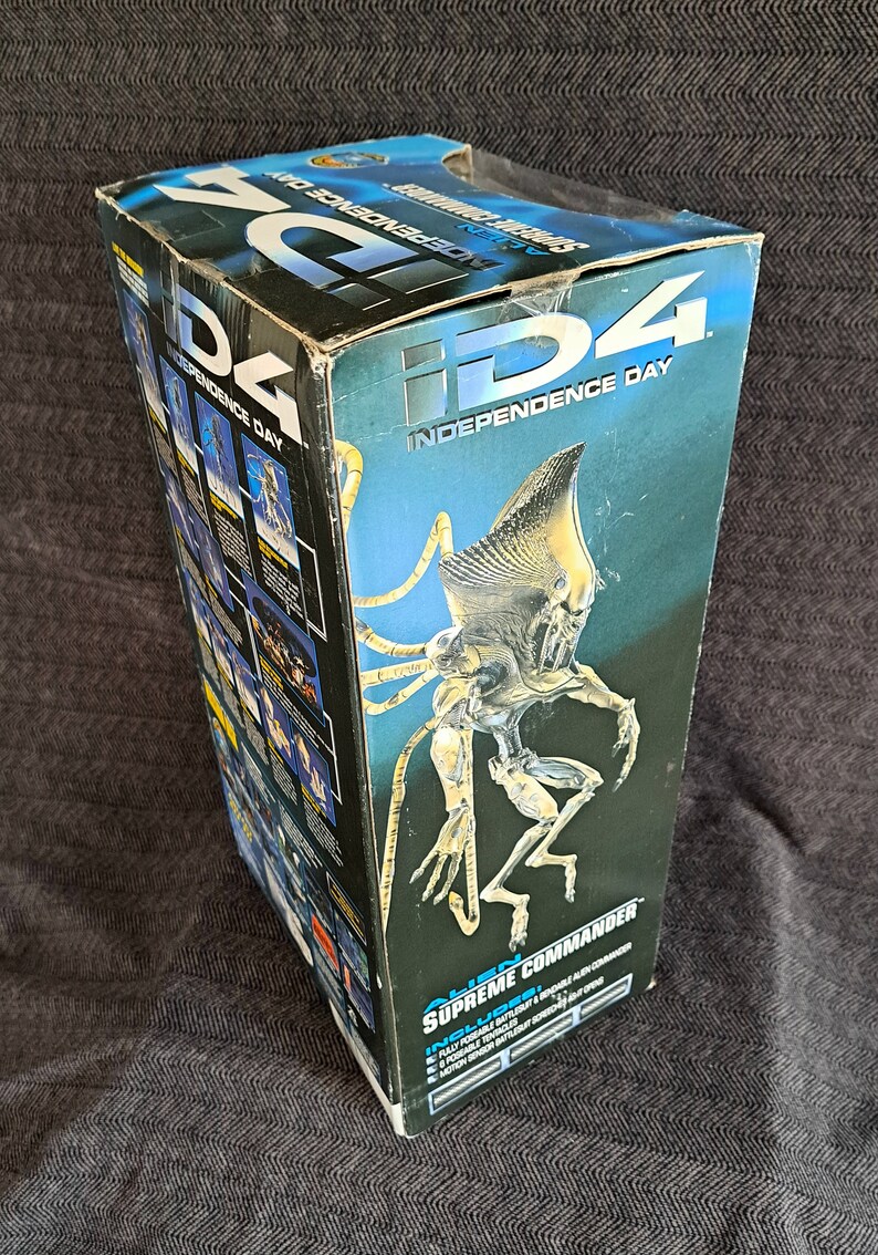 1996 New in Box Independence Day 4 Alien Supreme Commander Action