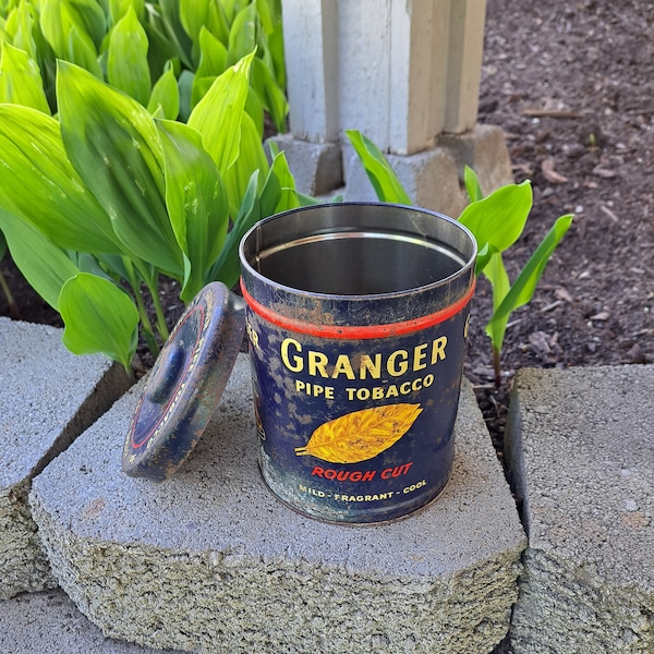 VTG Mid-Century Granger Pipe Tobacco Tin, 1940s Tobacciana, Rustic Cabin Decor, Primitive Planter, Vintage Storage