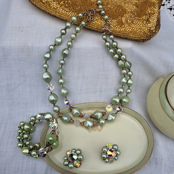 Vintage 1950s Sage Green/Clear Beaded Faux Moonstone Necklace/Bracelet/Clip Earrings Set, Retro Jewelry