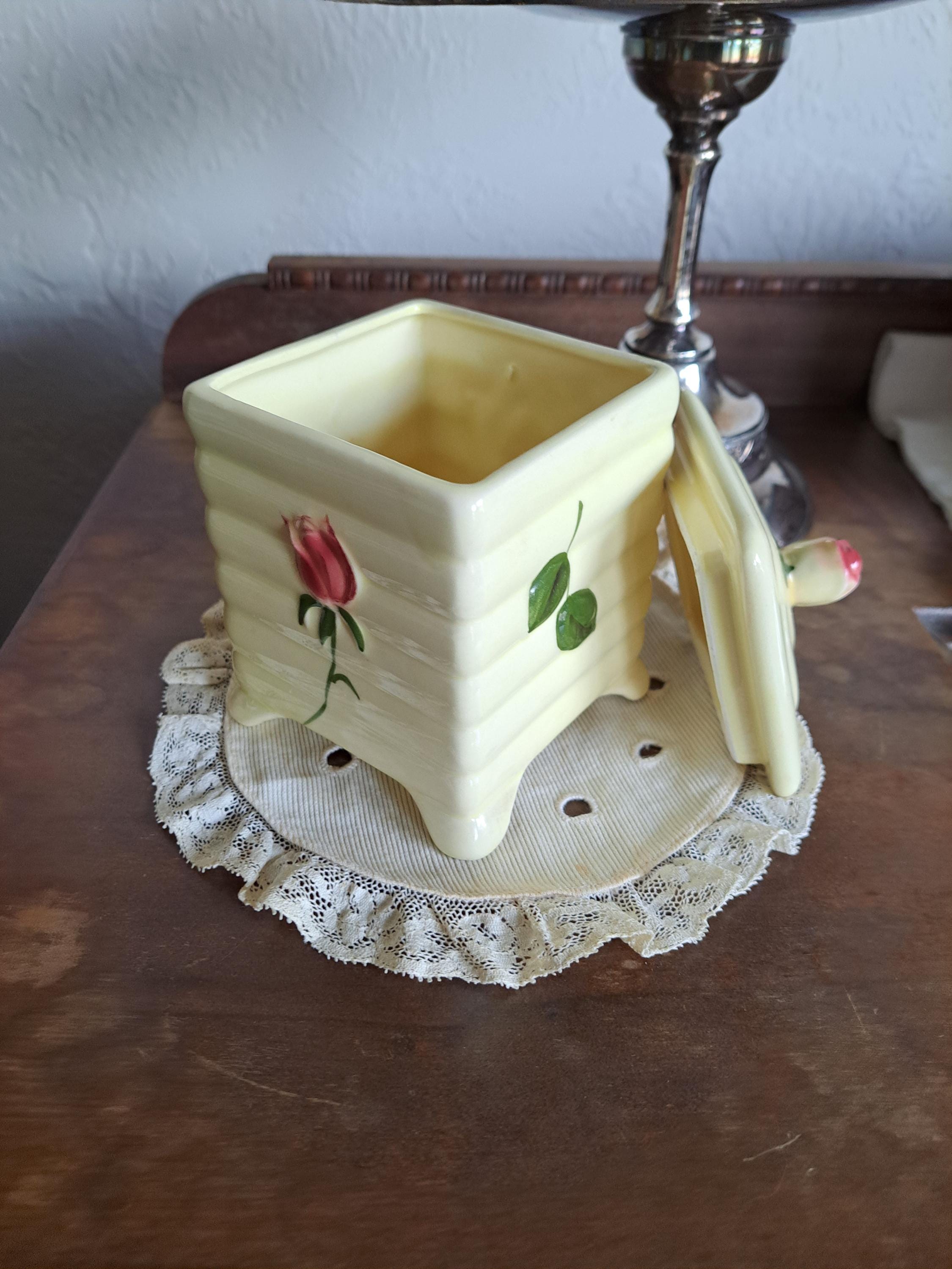 Vintage Yellow Ribbed Ceramic Knick-knack/candy Jar, Mid-century