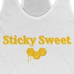 STICKY SWEET BEYONCE タンクトップ ビヨンセ シャツ ビヨンセ シャツ カウボーイ カーター シャツ ベイハイブ シャツ クイーン ベイ シャツ クイーン ビー シャツ カントリー ビヨンセ T シャツ