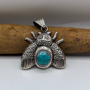 Bee Pendant, Bee with natural Turquoise Pendant in Tibetan Silver ( pendant only), Handcrafted, Himalayan (197)