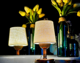Vintage Inspired Table Lamp, Cordless Led Table Lamp, Battery Powered Retro Lamp, Nostalgic Banker Lamp, Cordless Restaurant Lamp