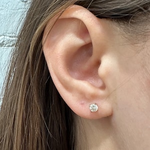 Diamond studs