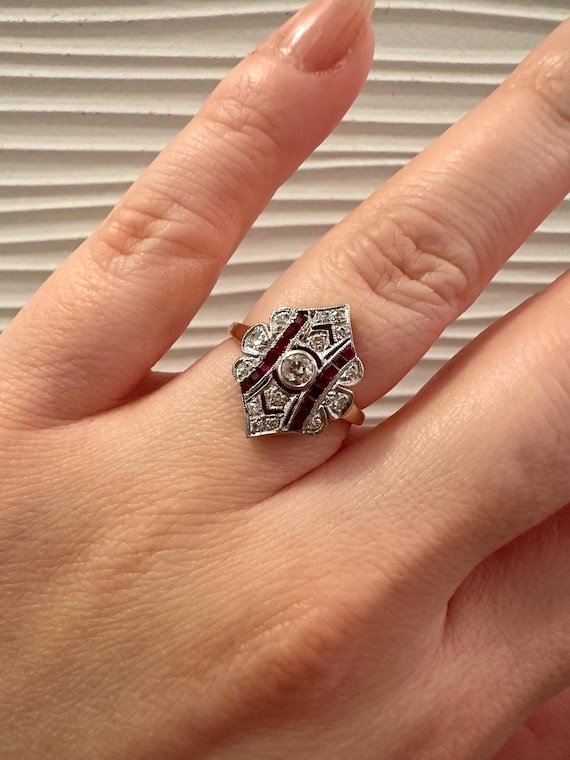 Art Deco diamond ruby ring - image 3