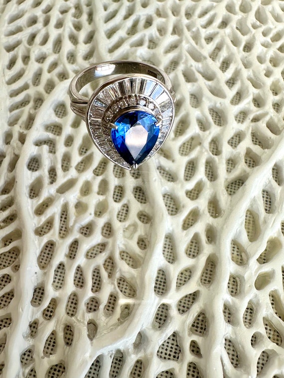 Sapphire and diamond ring