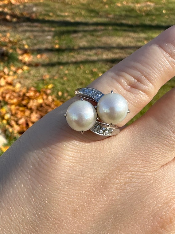 Toi et moi pearl diamond ring