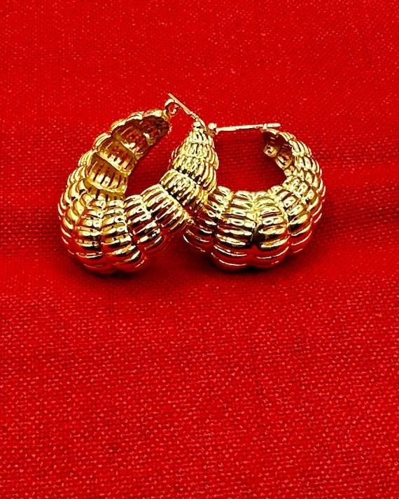 retro gold hoops