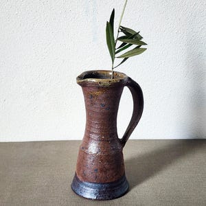 Antike Steingutkanne, rustikale braune Keramikkrug, Landhausdekor, Vintage-Keramikvase, Wabi-Sabi-Stil, rustikale Wohndekoration, primitiver Krug