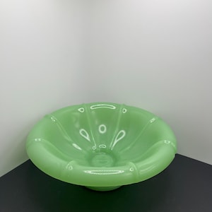 Vintage Jadeite Decorative Bowl
