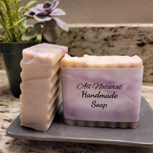 Lavender swirl handmade Soap (bath soap size)