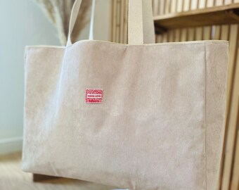 Bolso tote de pana color crema hecho a mano de Mama Love