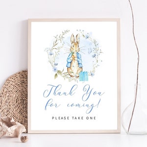 Danke für kommende Zeichen Peter Rabbit Boy Baby Shower Zeichen A little bunny is on the way Favor Table Sig Instant Download SOLD AS IS, BS16