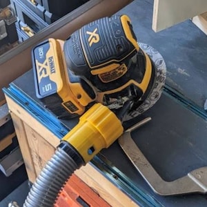 Dewalt 20V Cordless Random Orbit Sander Adapter For 1 1/4&quot; (1.25 Inch) Centech Shop Vacuum Hose