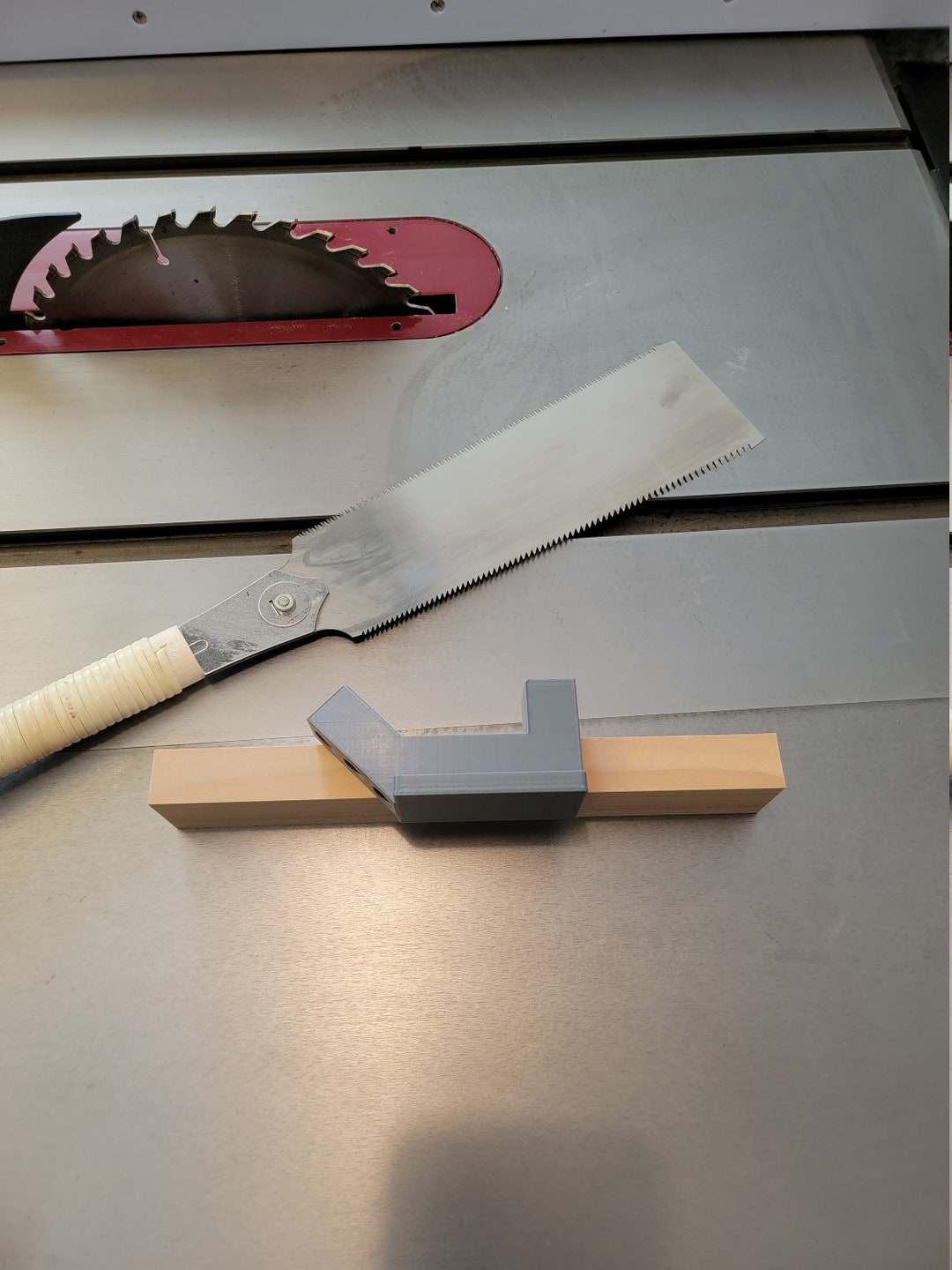 Saw Guide for Perfectly Straight 45 and 90 Degree Cuts / Joinery / Box Joints Etsy