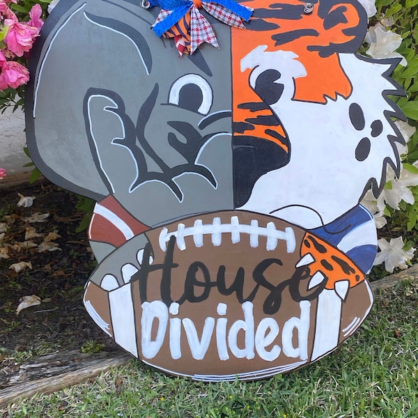 House divided Alabama / auburn Door Hanger FOOTBALL