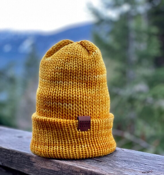 Winter BEANIE/TOQUE, Hand Dyed and Hand Crafted, 100% Merino Wool