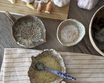 Handmade Wabi-Sabi Garlic Grinder & Sauce Dish