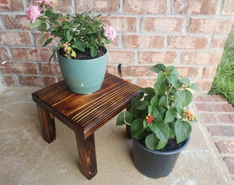 Rustic Wooden Garden Stool | Sturdy Low Wood Plant Stand | Outdoor Footstool for Potting, Planters & Gardening | Small Wooden Bench