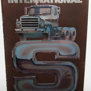 1977 International Trucks IHC S Series Sales Brochure Original