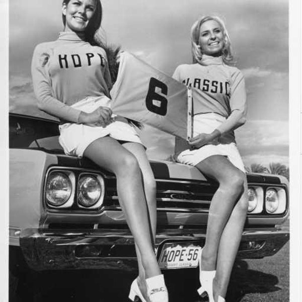 1969 Plymouth GTX Bob Hope Classic Hole in 1 Prize Press Photo & Release 0097