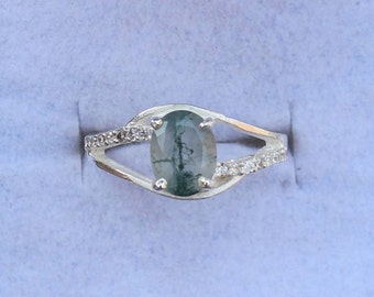 Unique Moss Agate Ring - Handcrafted Gemstone jewellery