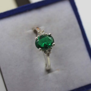 Oval Emerald Ring Sterling Silver Gemstone Engagement Ring For Women Promise Ring May Birthstone Anniversary Birthday Gift For Her