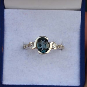 Natural London Blue Topaz Ring: Sterling Silver, November Birthstone