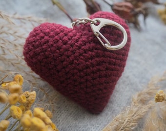 Handmade Heart Keychain Gift for Her, Gift for Girlfriend, Cute Keyring for Women, Gift for Girlfriend, Crochet Heart, Mother's Day Gift