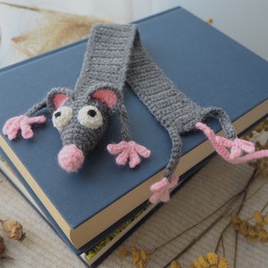 Crochet Rat Bookmark for Kid, Plush Animal Bookmark, Cottagecore Child 3D Bookmark, Gift for Rat Lover, Ratatouille Rat, Funny Grey Rat