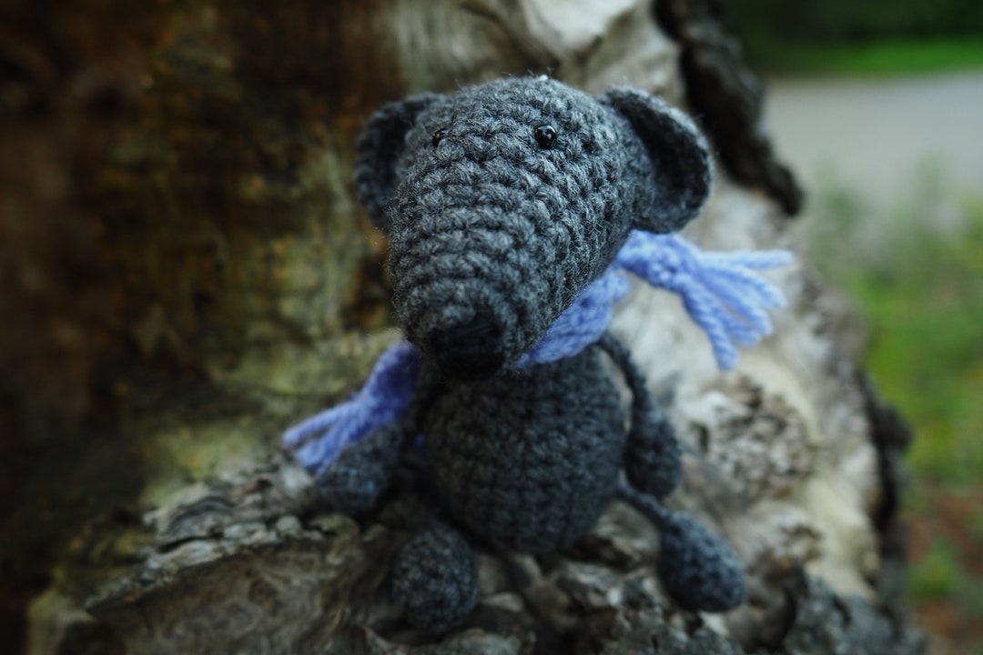 Porte-clés rat gris, cadeau souris au crochet pour enfant, porte clé ...